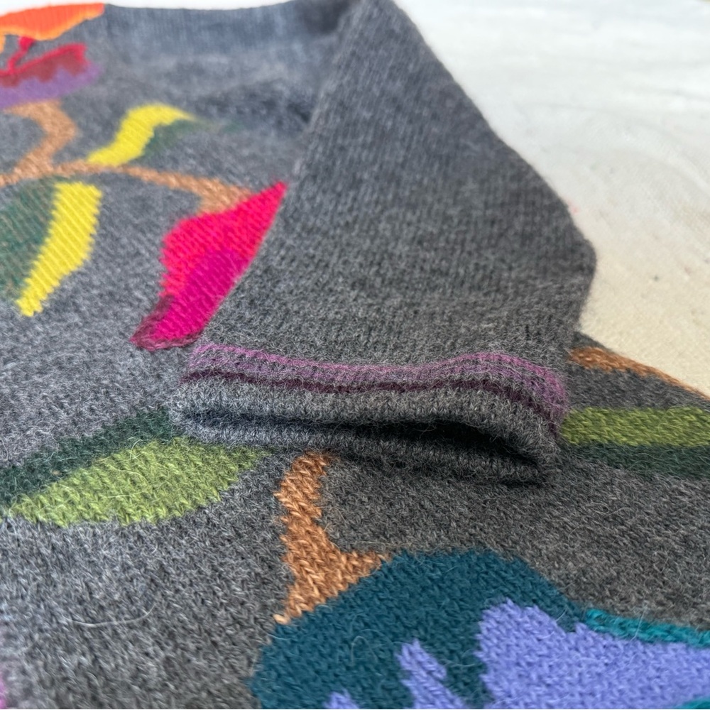 🦙🧶100% Peruvian Alpaca Floral Embroidered Button-Up Sweater Cardigan - Picture 9 of 13
